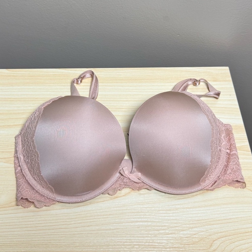 EUC Victoria's Secret Dream Angels Push Up Bra Size 32DD